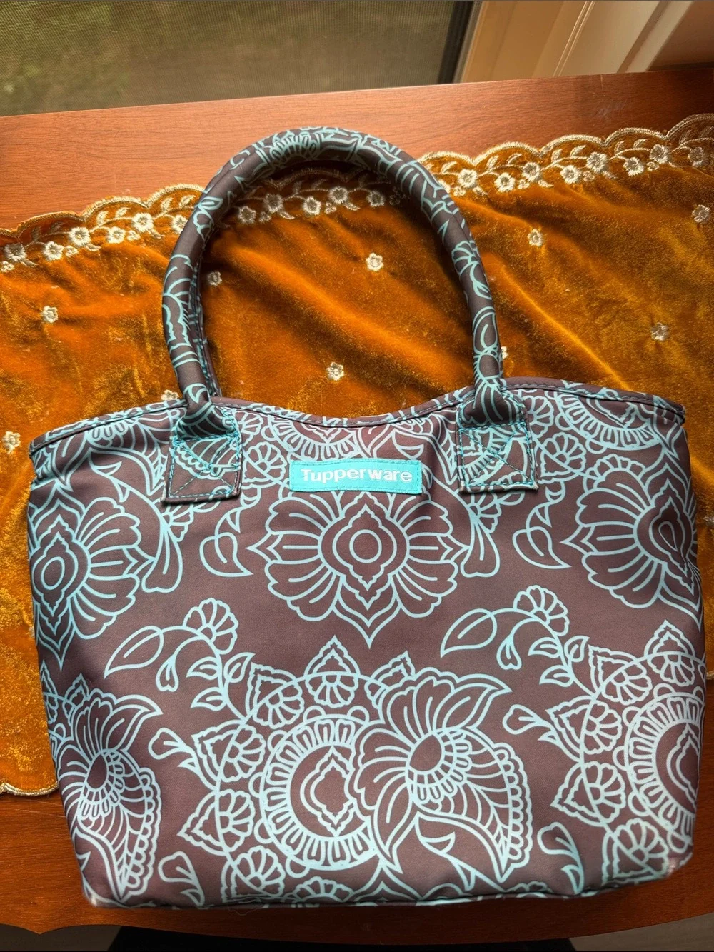Tupperware Brown and Aqua Floral Insulated Tote - Picture 1 of 1